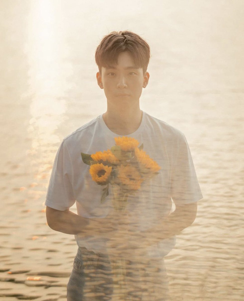 nengnnofficial's tweet photo. 🌻🌻🌻🌻 ♡︎㋛ 
#nengnn https://t.co/ZMv3YztFfe
