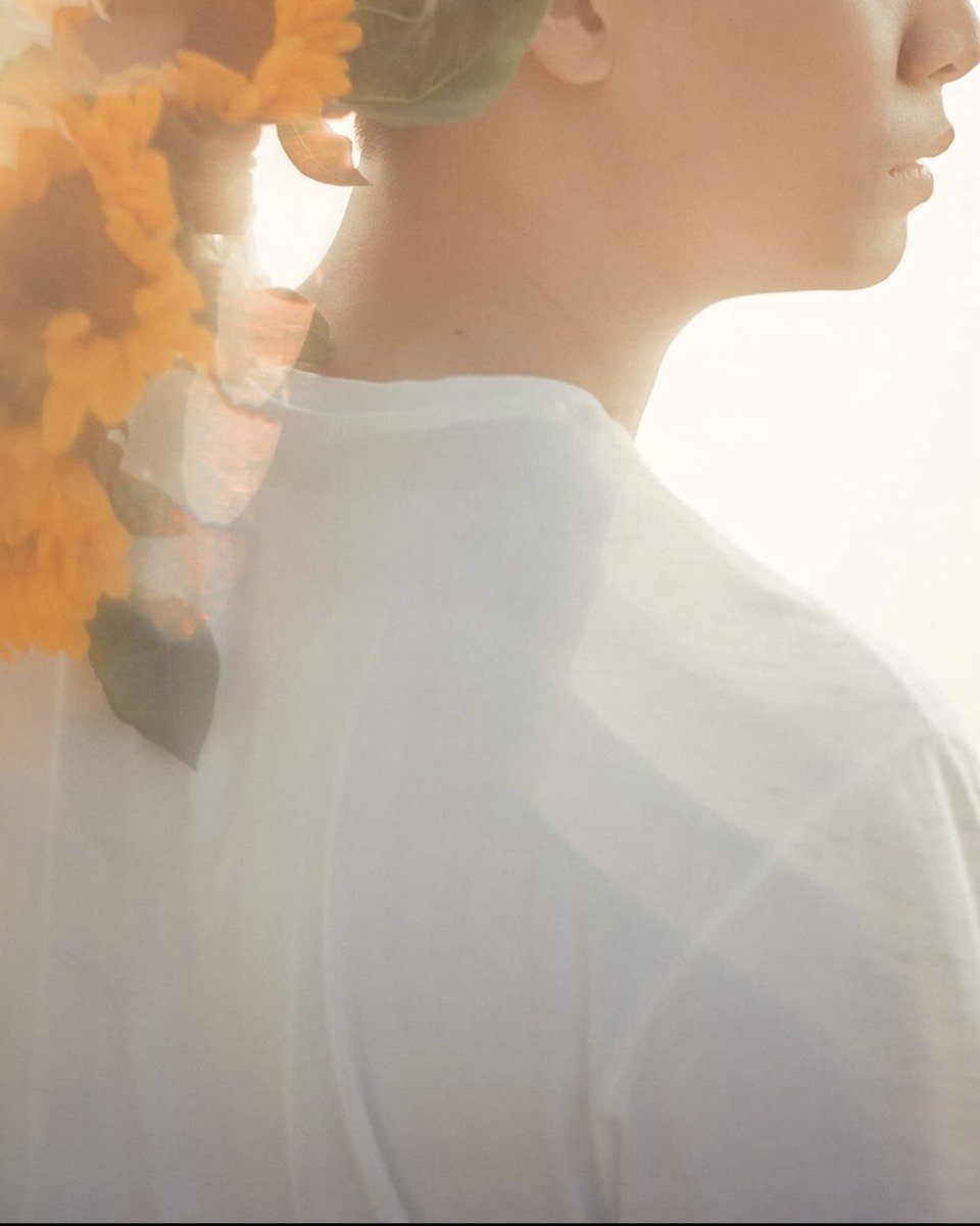nengnnofficial's tweet photo. 🌻🌻🌻🌻 ♡︎㋛ 
#nengnn https://t.co/ZMv3YztFfe