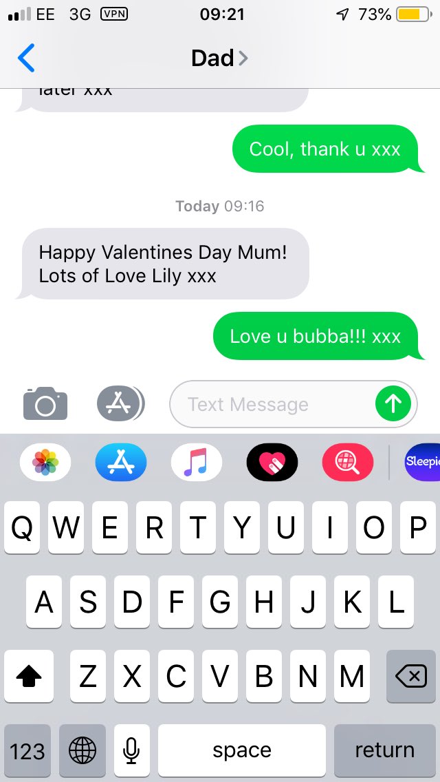 Faybe1989's tweet photo. Now I don’t mean to brag but check out who just got a Valentine’s txt from her cat Lily... 😻❤️
And yes I did reply to it as if she could actually see it!!! 😂
#ValentinesDay2021 #CatMum #SingleValentine https://t.co/zcNqIW1nUD