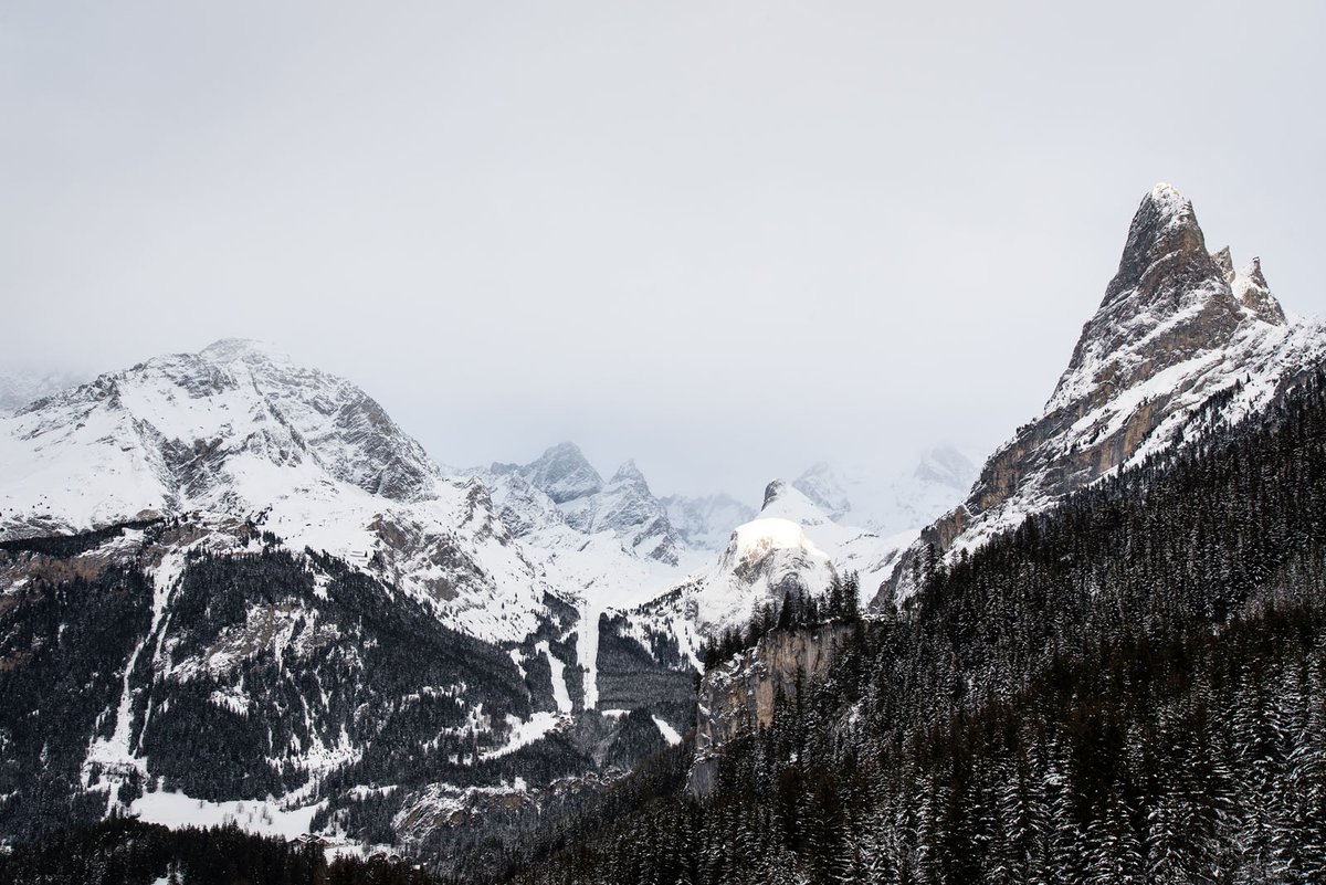 DestinationsdeJ's tweet photo. Je viens de mettre à jour mon article sur Pralognan-la-Vanoise, un coin de la montagne française auquel je suis particulièrement attachée ! https://t.co/poAvAOAGGJ @Pralognan #pralo #raquettes #alpes https://t.co/78Isn3p8sq