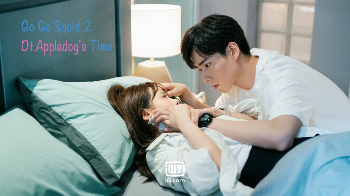 iQIYI's tweet image. We can't decide who is cuter - drunk #AiQing or caring #WuBai? 😩

#GoGoSquid2DtAppledogsTime starring #HuYiTian #LiYiTong is now streaming globally on #iQiyi, with new episodes on Tue-Thu at 7:30PM (SGT)!

Download: bit.ly/3qRePG3
Watch online: bit.ly/2Yf73te