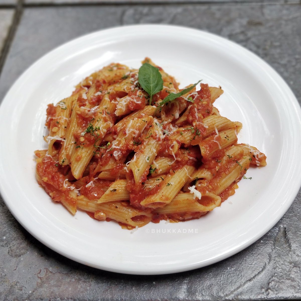 BhukkadMe's tweet photo. Penne Arrabbiata. 🍽️❤️

#pasta #arrabbiata #italianfood https://t.co/rZYyhrsbWN