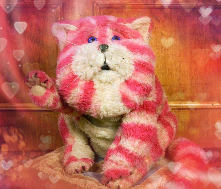 OfficialBagpuss's tweet photo. Sending love to all on Valentine's Day! 💞💖💕💓💗 https://t.co/ya6deGRjmR