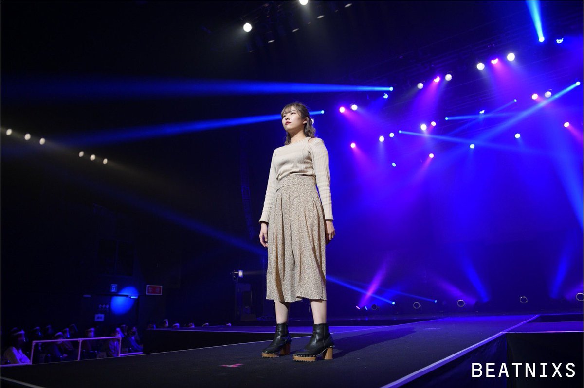 BEATNIXS_B's tweet photo. BEATNIXS 2021
2021.02.14 (Sun)

team：鄔菟

#beatnixs2021
#キッカケは #beatnixs
#hairmake  #fashion  #show
#osaka  #zeppnamba https://t.co/QkS68tjJdD