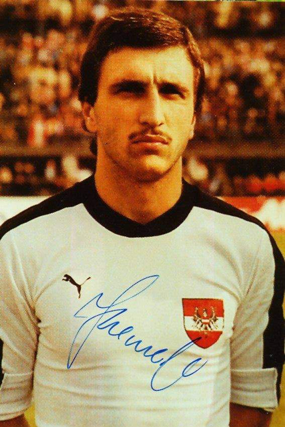 ***** 68 *****
Happy Birthday 
Hans 