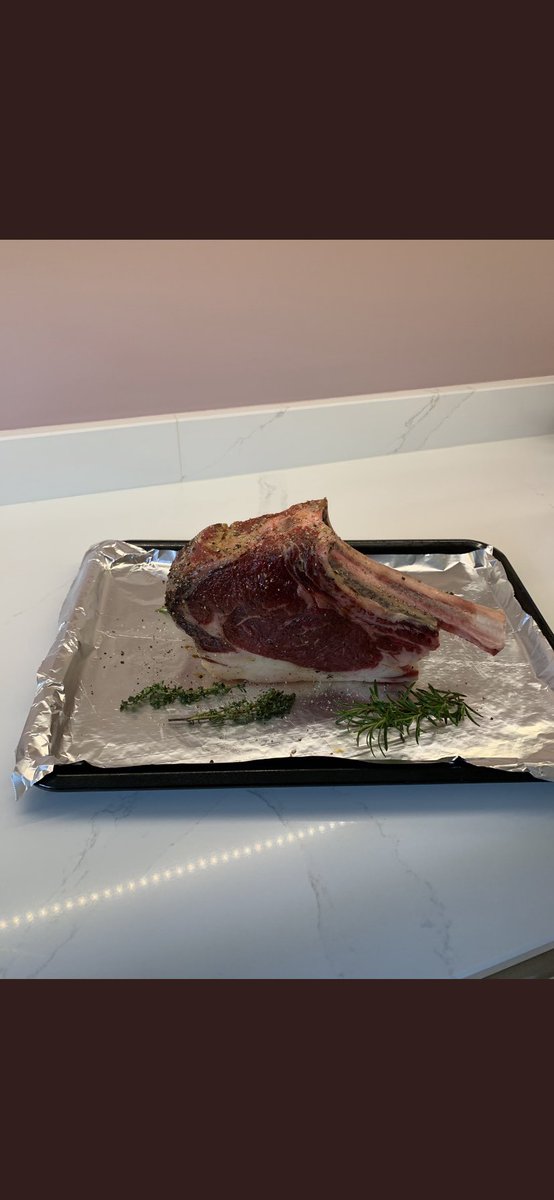 68lmk's tweet photo. Rib of beef cooked by the reverse sear method, finished off on the BBQ in the snow by @stu942 ♥️ ⁦@CelebrityCruise⁩ #CookingWithTheClub https://t.co/LzBYTuPcLp