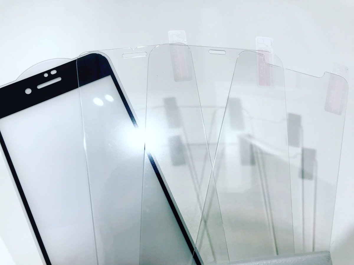 スマホ修理のせんだい屋 イオンモール天童店 Iphone全機種のフィルムを販売しています 貼り付け のサービスを行っておりますので当店スタッフがきれいに貼り付けます さらに 修理と一緒ですとお値段半額になりますよ 山形 天童 即日修理 スマホ修理のせんだい屋 イオンモール天童店 Iphone全機種のフィルムを販売しています 貼り付け のサービスを行っておりますので当店スタッフがきれいに貼り付けます さらに 修理と一緒ですとお値段半額になりますよ 山形 天童 即日修理