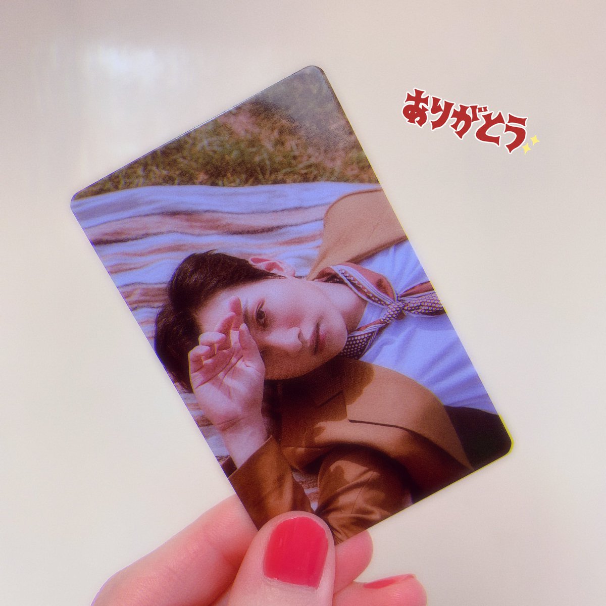 usahyukkkk's tweet photo. わぁい✧*。٩(ˊᗜˋ*)و✧*。💫
優しくて、いつも甘えさせていただいてるオカン(@corazonykr )様より、
SENSIBLEEのひょくちぇ貴重トレカが届きましたぁあ😭💕
でこひょく目力強めトレカめっちゃかっこいいよ😭ほんとに、いつもありがとう!!!!!!
#Eunhyuk #SENSIBLEE
#ひょっちぇ https://t.co/QYUPVipSDW
