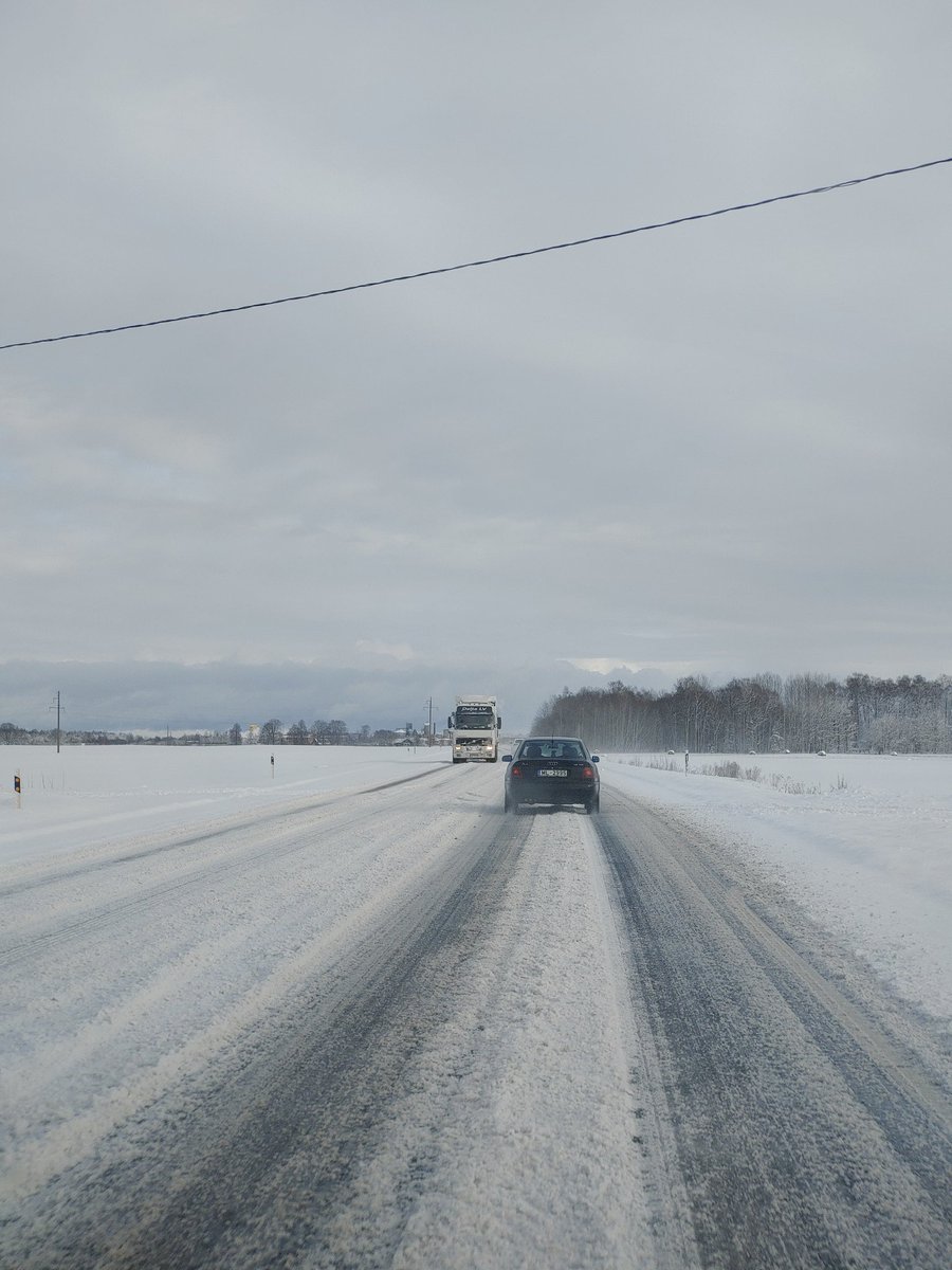 breakinglv's tweet image. 🇱🇻 Apgrūtināti braukšanas apstākļi ir uz Liepājas šosejas #A9 pirms #Saldus #Latvija, braucot no Liepājas puses. Atbildīgie dienesti informēti.
📷 @IngaGot