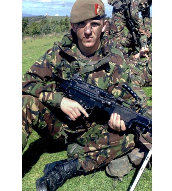 ArmyInfantryBns's tweet photo. 14 Feb 2010
•Kgn Dawson, Sean 19
[#Ashton-under-Lyne, #Manchester, #Lancashire🇬🇧]

•2nd Bn Duke of Lancaster's Regiment
[@LANCS_REGT]

•KIA. Shot (🟢[ANA]-🔵) during an ambush targeting mistaken insurgents

•#MusaQala, #Helmand, #Afghanistan🇦🇫
*https://t.co/RyicUU39CO https://t.co/nntWBjl4dq