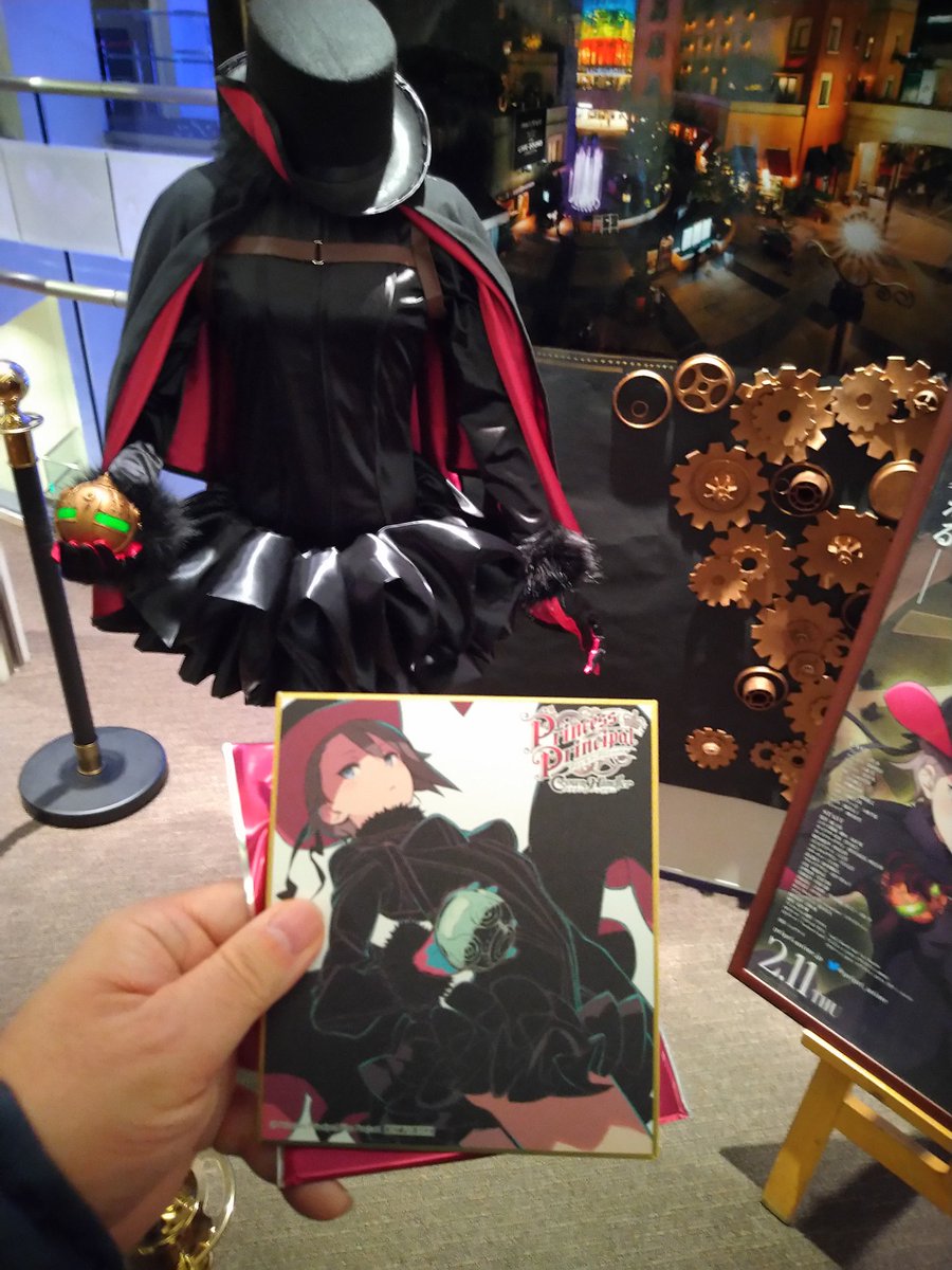 青の零号 チネチッタでプリプリ劇場版を鑑賞 レーザーrgbなので画質はくっきり 音響は発砲と爆発音が飛び抜けてるのでいきなり鳴るとびっくりします 噂の手作りコスチュームもようやく観られましたが 入場特典の色紙は出羽さんに譲ってもらったばかりの