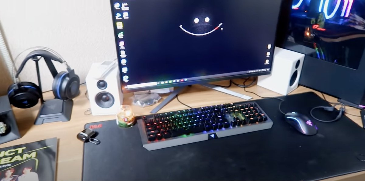 พิโน่ คีย์บอร์ดแต๊กแต๊ก ลำโพง หูฟังเฮดโฟน cpuตู้ปลา เมาส์Razer Taipan = วิถีเกมเมอร์ 10000%