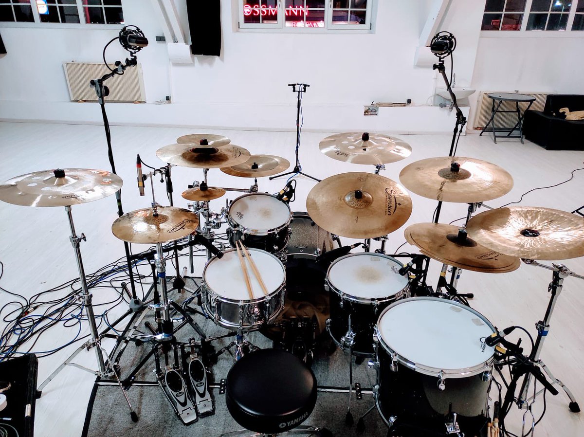 Serious stuff happening...
#newmusic #djent #studio