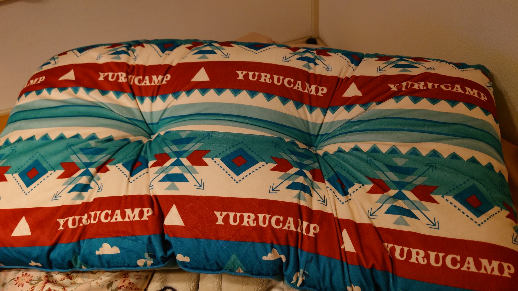 ゆるキャン しまむら 長座ぶとん