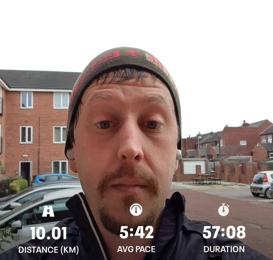 Arkonios's tweet photo. Valentines day 10k complete, hope everyone has a great day ❤ #10k #charity #brooksrunning #morningrun #running #valentinesrun https://t.co/lPETKEpctH