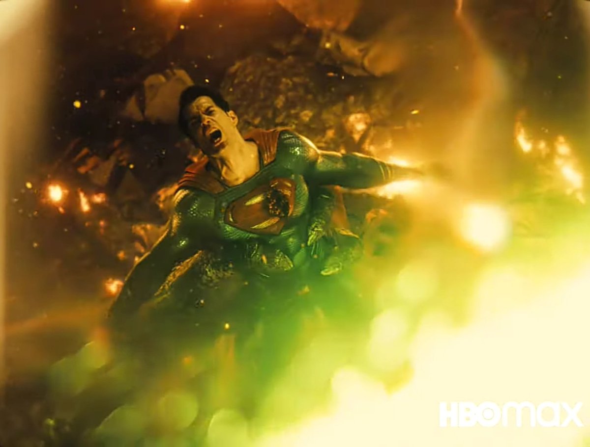 SceneIconic's tweet photo. #JusticeLeague #syndercut 
Out in the dark
among the stars
the god is dead... https://t.co/M8zR2MyG9m