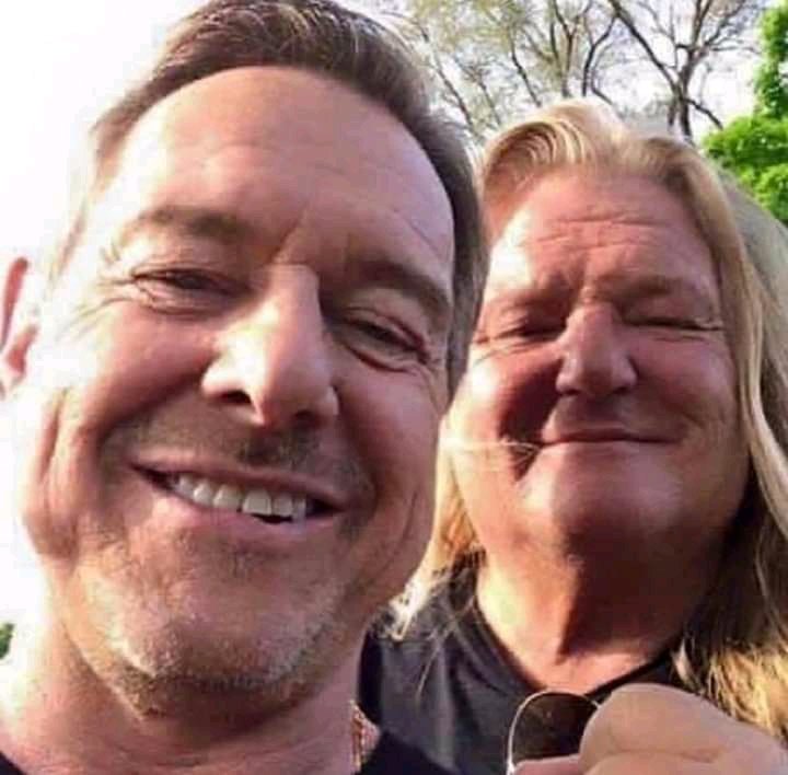16BitSlayer's tweet image. Look everyone the late great "Rowdy" Roddy Piper &amp;amp; his friend Chris Jericho

@IAmJericho 

#WWE #AEW #njpw #tjpw #rowdyroddypiper #prowrestling #wrestling #WWESmackdown #wweraw #NXTTakeOver #NXTUK #NXT #WrestlingCommunity #AEWDynamite