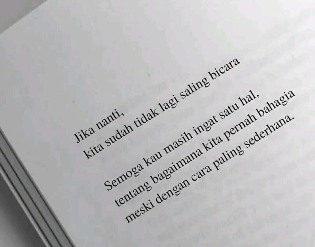 sedih itu ketika sudah tak lagi saling bicara 😢