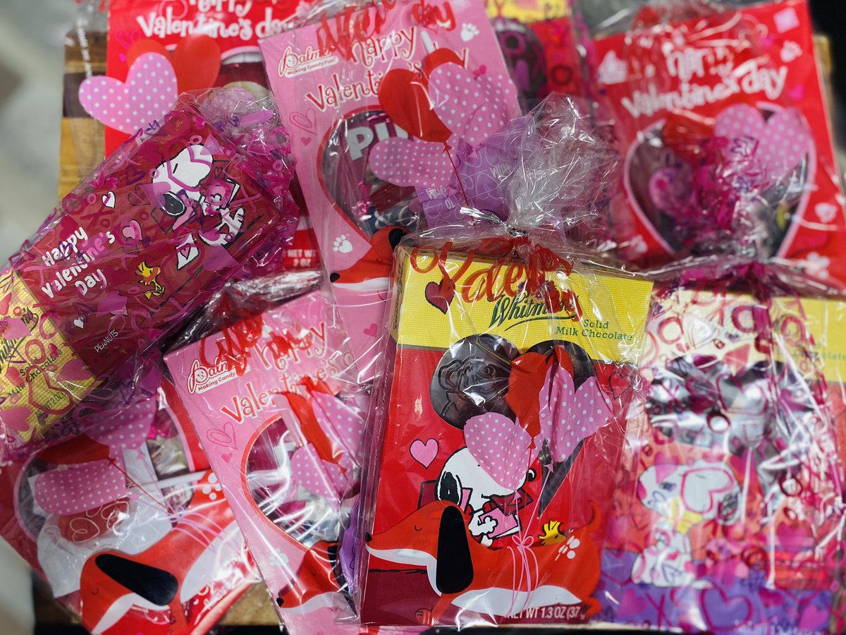 EILEEN SIMPSON tweet media