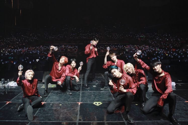 Ateezi ve üyeleri daha yakından tanımak isteyenler için bir kısa bir thread ;