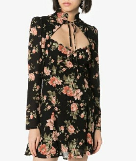 Everything is so ugly until Minatozaki Sana wears it  @JYPETWICE thread :