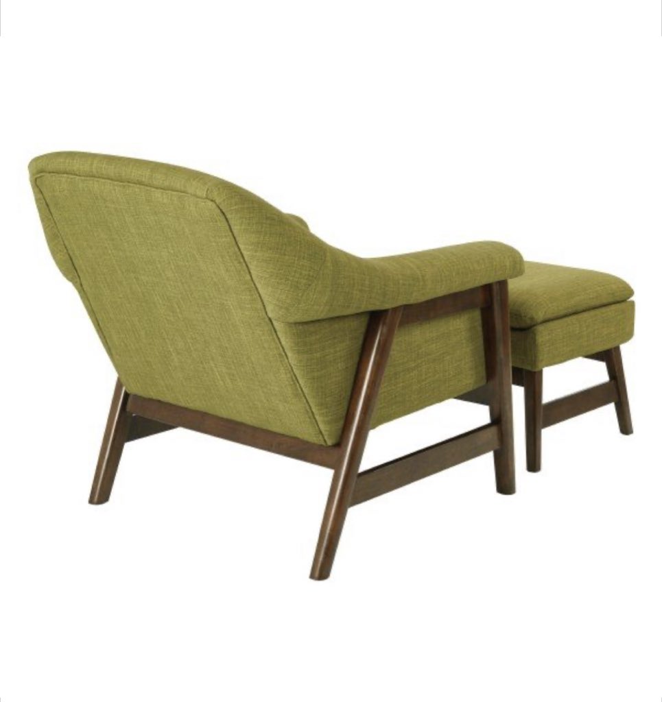 ✧･ﾟ: *✧･ﾟ:*declan mckenna as chairs: a thread*:･ﾟ✧*:･ﾟ✧