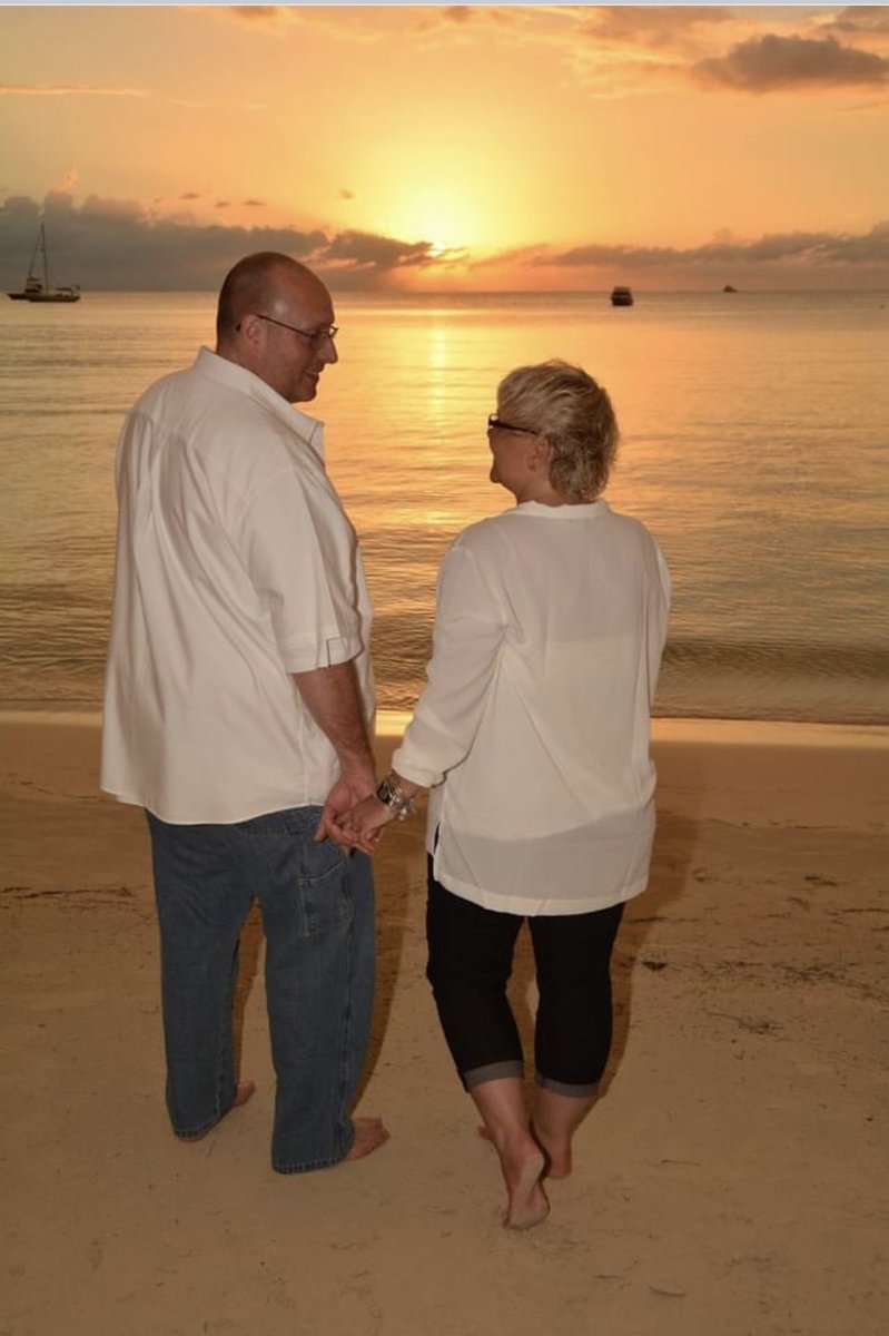 PrincipalLynch's tweet photo. 29 years ago today I said I’d love this man forever. Best decision I ever made. Looking forward to the next 29. 💜💙 #sd113a #RVResilient #InItForever #MakesMeLaughDaily https://t.co/UTnBLYeonH