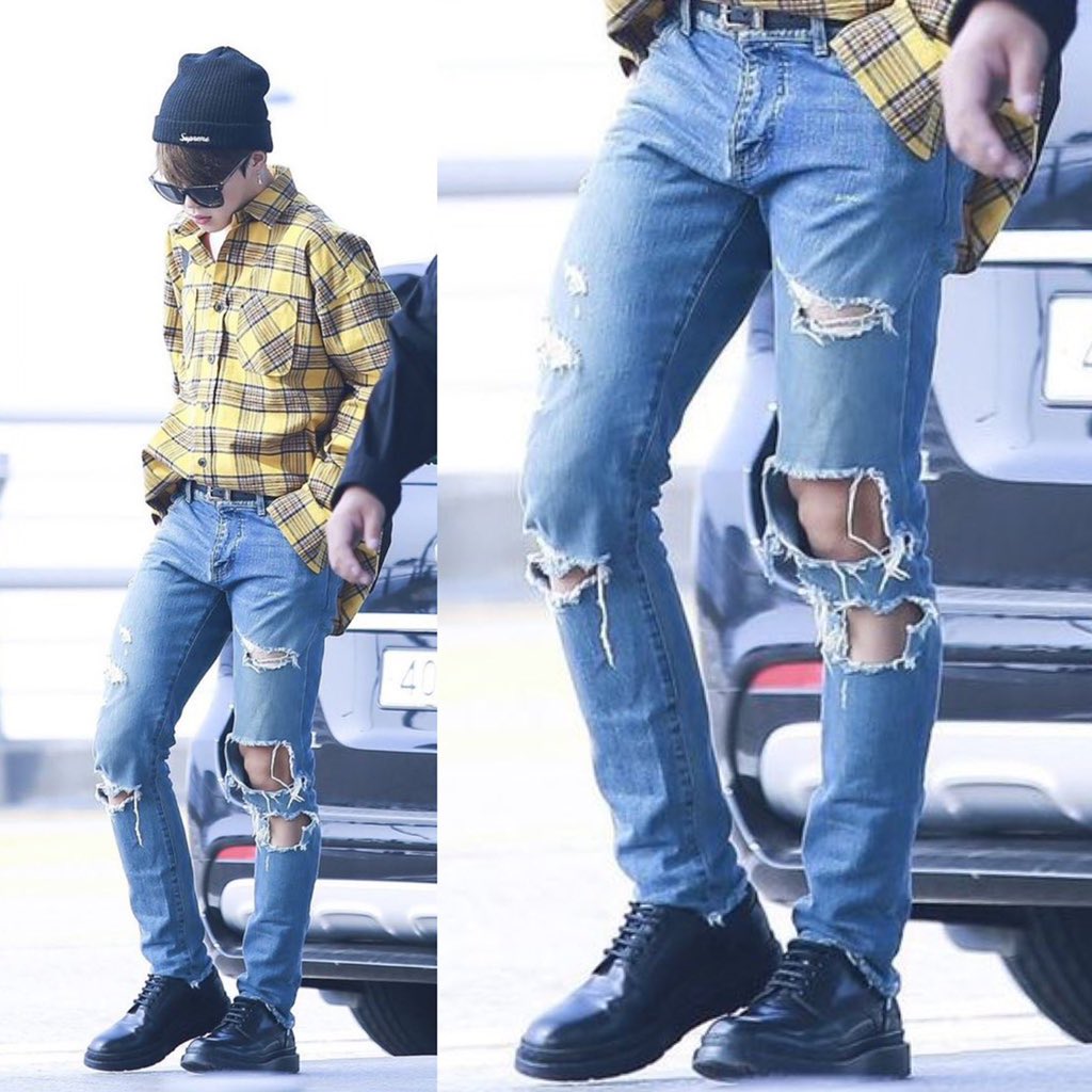 jimin's legs with this ripped jeans a thread