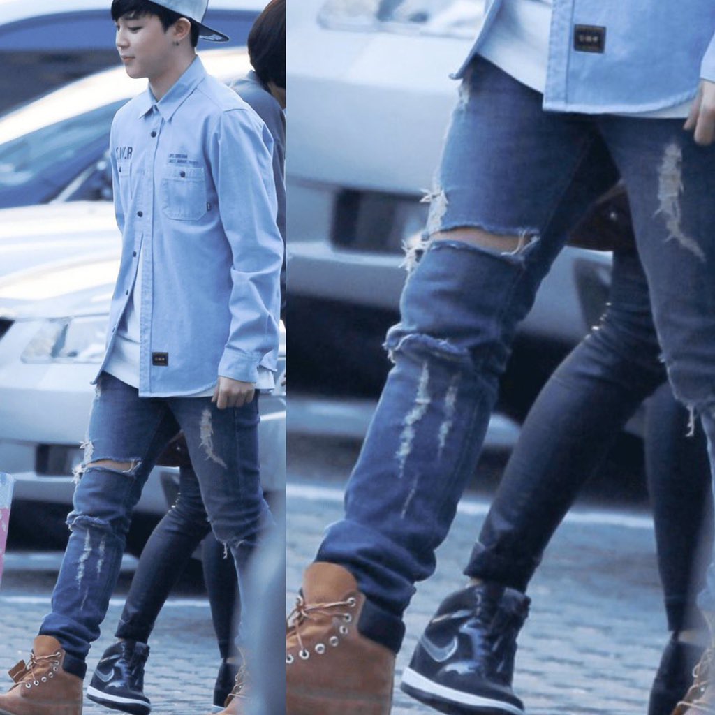 jimin's legs with this ripped jeans a thread
