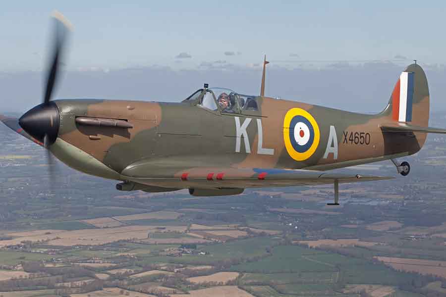 Finally, Jim Davidson introduces a British Bulldog flying a Spitfire over the white cliffs of Dover....Festival of Brexit? Yeah. I'm busy that day...