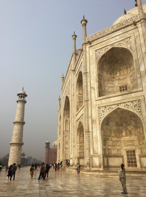 TheSAHGB's tweet image. What is it about architecture, and heritage in particular, that beckons us to travel? And what changes when we are forced into virtual experiences of place? @Shellhornstein explores architectural tourism in a time of pandemic sahgb.org.uk/features/archi…