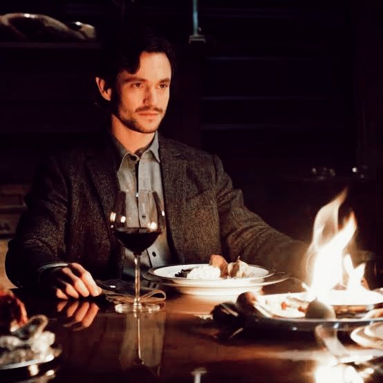 EuMEGO4WQAM0jlQ?format=jpg&name=small