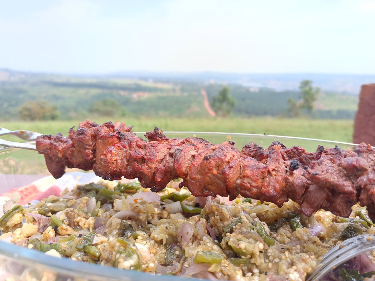 LokmanCinar's tweet photo. Guess where would this be?
I wish this happiness to all.
Interestingly I am fasting and cannot taste this.
I am happy this way though.
Seeing others enjoy makes me happier.
My prayers go out there to all for #zerohunge days to humanity and all creation. https://t.co/fogavWW18d