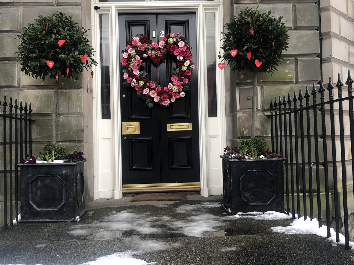 Thank you to the lovely people in Edinburgh who brightened up my walk today with their beautiful #valentinesday2021 decorations. The  little hearts on the trees have sweet messages #missyou #xoxo #loveyou