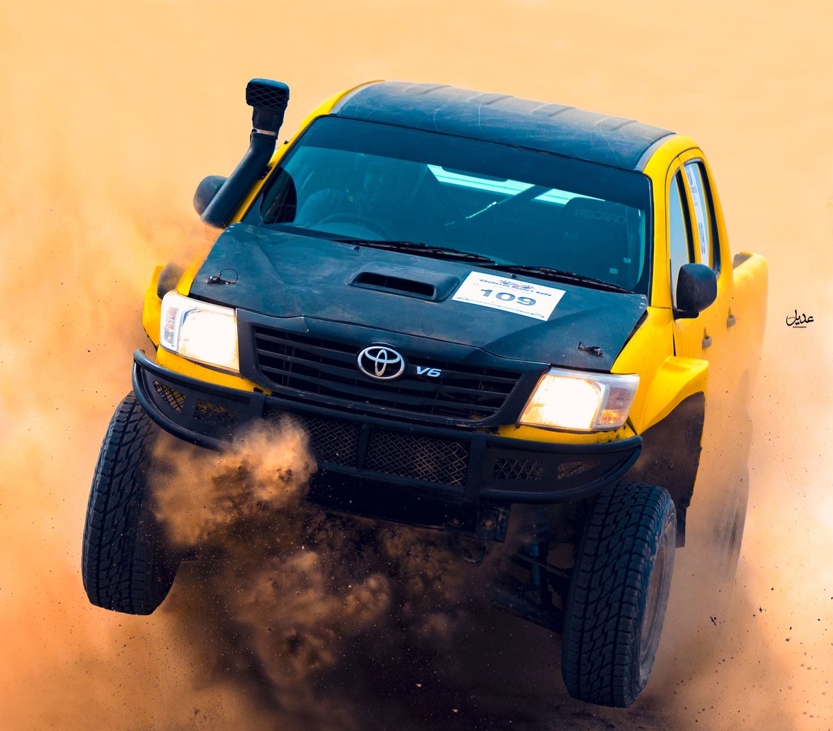 adeelchishti525's tweet photo. Cholistan Jeep Rally.
.
.
.
#BeautifulPakistan #strories #CholistanRally2021 #colourphoto
#moment #pakistan #light
@siasatpk @Dawn_News @PakistanNature @alikeskin_tr @PakistanNature1 @TeamPZBofficial @NatGeoPhotos https://t.co/Ygbn9HDAqH