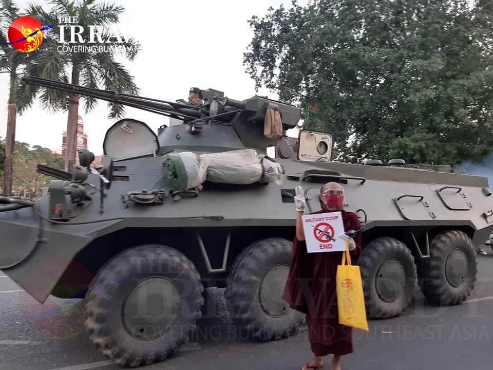 #Yangon; The military tanks are seen near the downtown Yangon again. 

#WhatIsHappeningInMyanmar