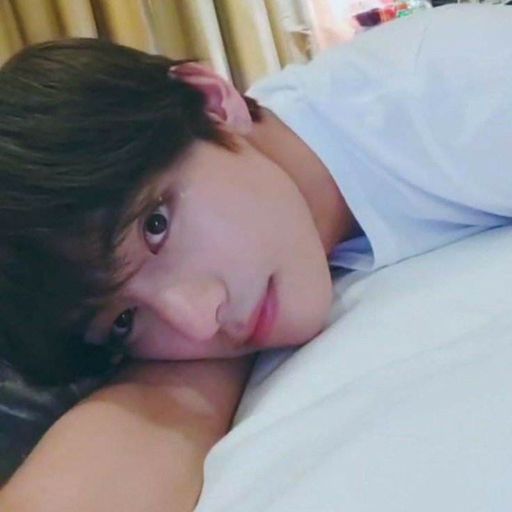 if he's not with you, he'll never forget to call you to ask if you eat well and to ask how's your day.