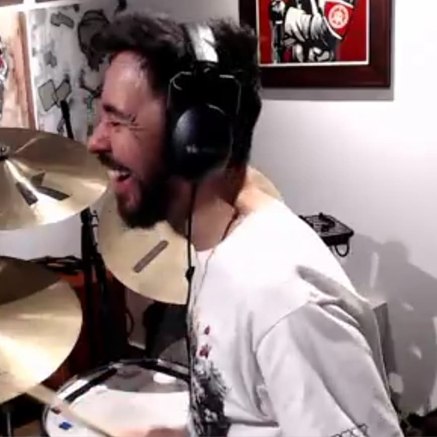 mikeshinoda_de's tweet photo. #SHINODASWOCHE - 3
NEWS
Der Erste von Mike produzierte Song, im Rahmen der Aktion #shinodaproduceme, ist veröffentlicht worden: "Bones" von Alex McMillan
https://t.co/pl6NwaZDov https://t.co/tiplU2KEMk
Am 26.2.2021 kommt der Song " "I Can't Feel A Thing" von #Judison heraus.
🔽2 https://t.co/ebeUEV1Ev7
