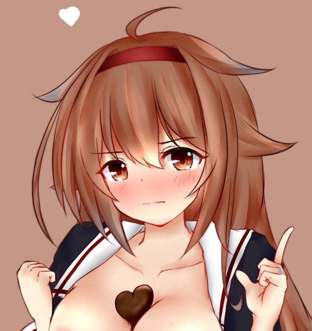 健全版間に合いそうに無いから諦めて白露お姉ちゃんからもういっこチョコレートを・・・_(:3」∠)_
あのドヤ顔からこの表情になる過程を楽しんでいただきたい 