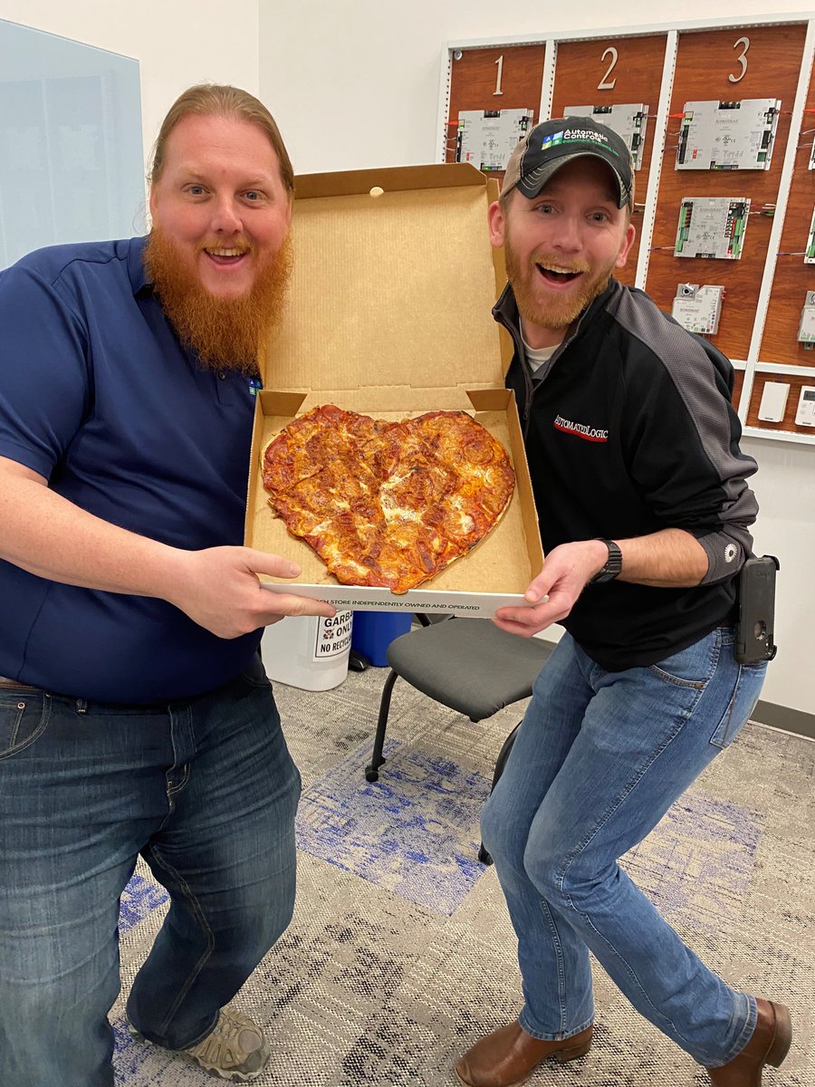 autoctrls's tweet image. Roses are red, violets are blue, we love pizza, and our customers too. Happy Valentine's Day from the ACES team. 🍕