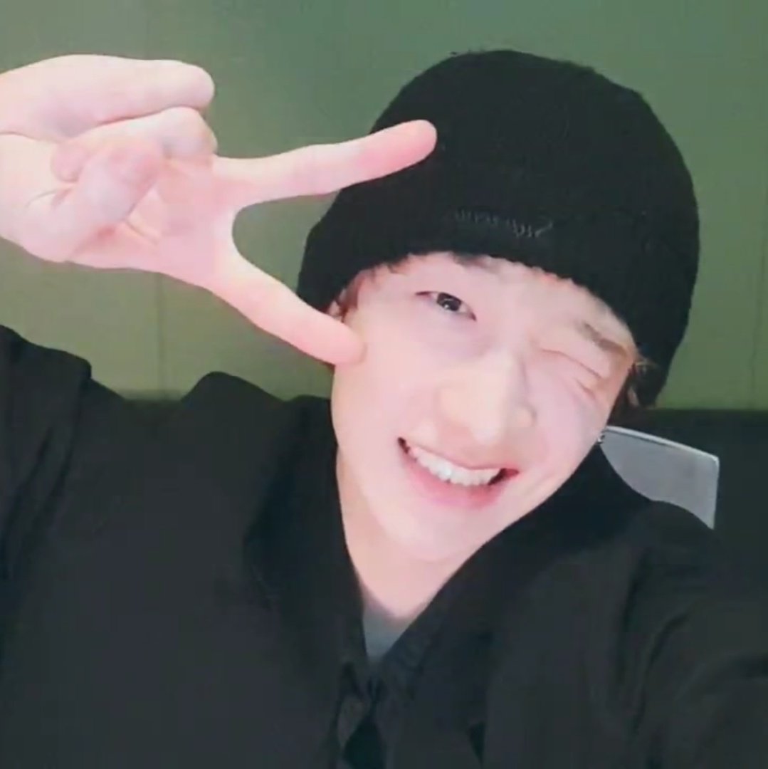 #방찬 wishes you a happy valentine's day!! ❤️
#스트레이키즈