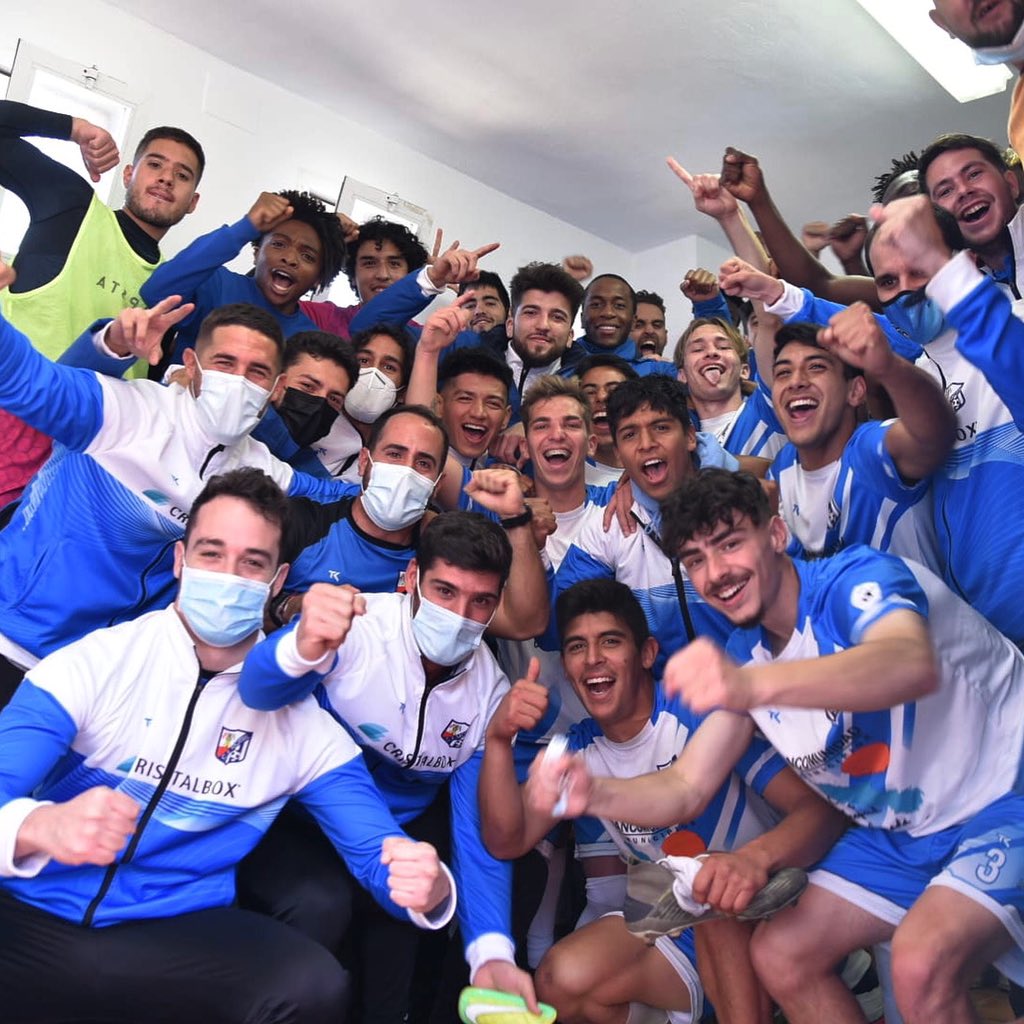 Tercera victoria consecutiva!!
CF Motril Academy 2-1 Almuñecar City
#cfmotril #cfmotrilacademy #footballplayer #footballacademy