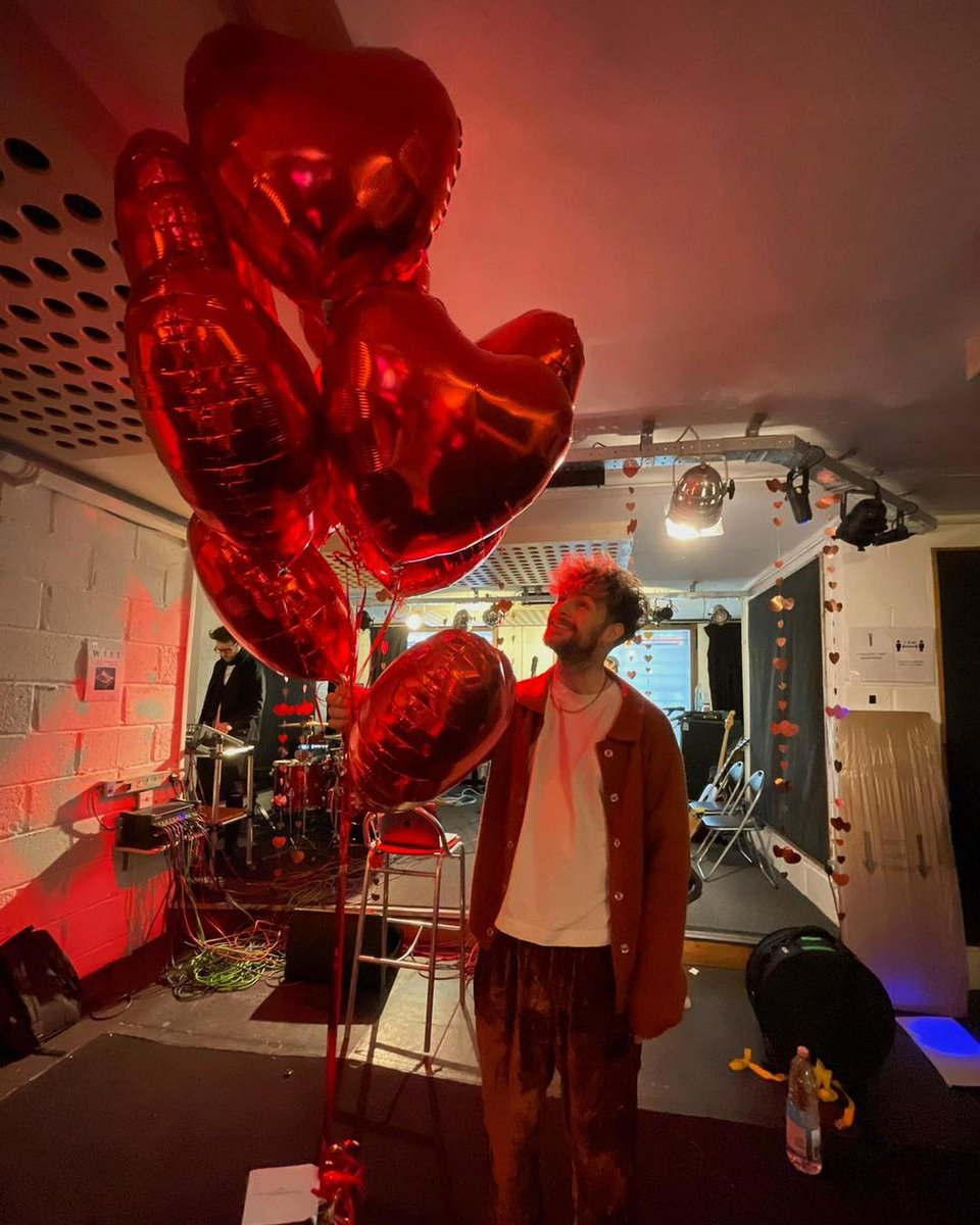 Tom Grennan tweet media