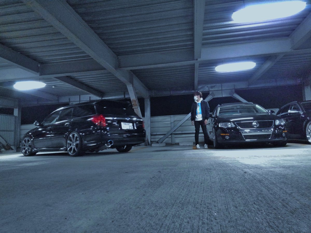 masa12_30's tweet photo. #BLACKwagon https://t.co/b1YIgesU1h