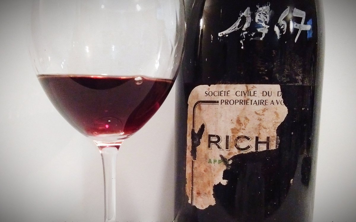 je_veux_ce_vin's tweet photo. Richebourg dom. Romanée-Conti 1967. Fruits rouges légèrement confits, belle acidité, notes de cuir, poivré épicé. Très grand vin, plaisir rare.
#bourgogne #pinotnoir #richebourg #grandcru #drc #romaneeconti #aubertdevillaine #lalouebizeleroy #domainedelaromaneeconti #vin https://t.co/6F5kHAmu6F