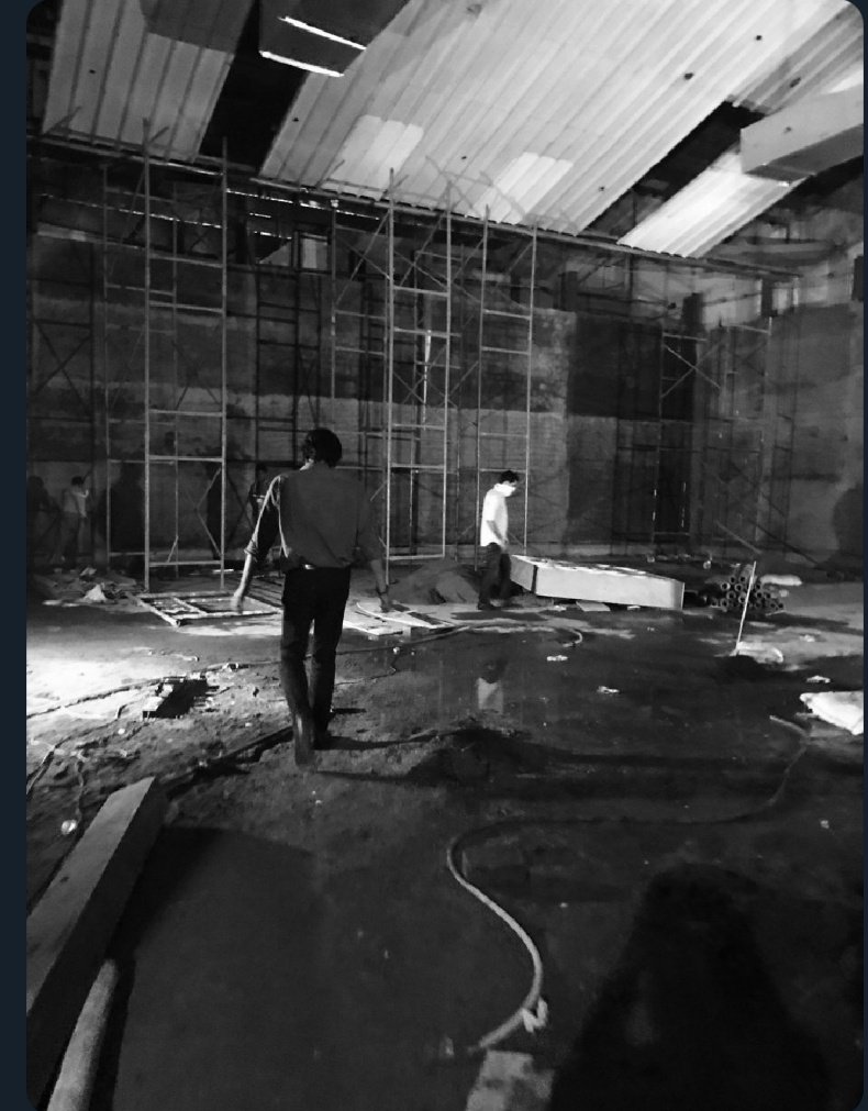 SavageSorceress's tweet photo. That's his dream being built before his eyes....
He knows how each brick was laid and how each wall was built until it rose as high as the ceiling the same way he rose in his life!

Those envying him are those who cant even become 1/1000000th of what he is!

ARNAB IS LOVE  ;) <3 https://t.co/xao1S5XT5k