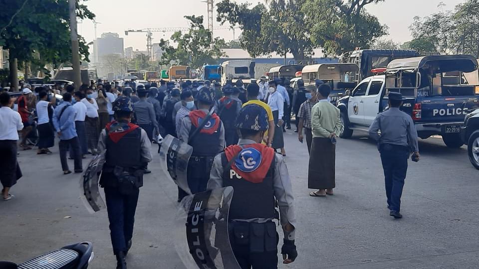Tanks, water canons &amp; troops of police everywhere, also destroyed barricades that citizens set up to secure the streets from thugs. Nationwide CDM to begin tomorrow so these thugs+police going all in tonite to cause a ruckus! Internet also to be off tonight! Be alert everyone!!