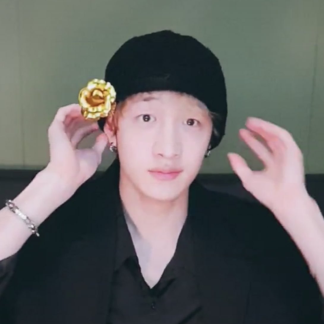 Iinoskito87's tweet photo. Love you channie. Thank you sooo much for exsisting. 

 #ValentinesDateWithBangChan @Stray_Kids https://t.co/Olhcgk37rO