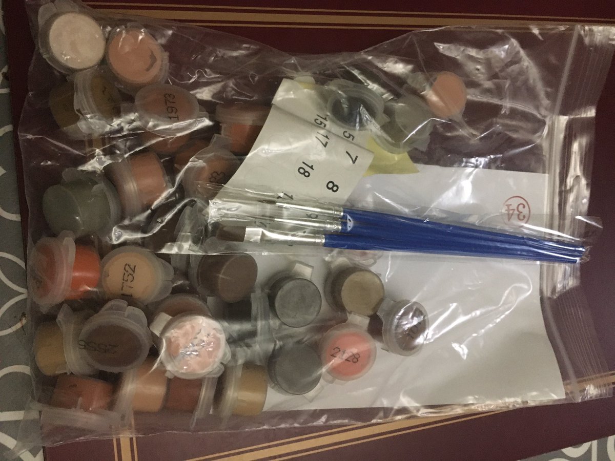 DebbieT_LOL's tweet image. #Colorandcalm - kept me busy this weekend #paintbynumbers #lockdown #staysafe