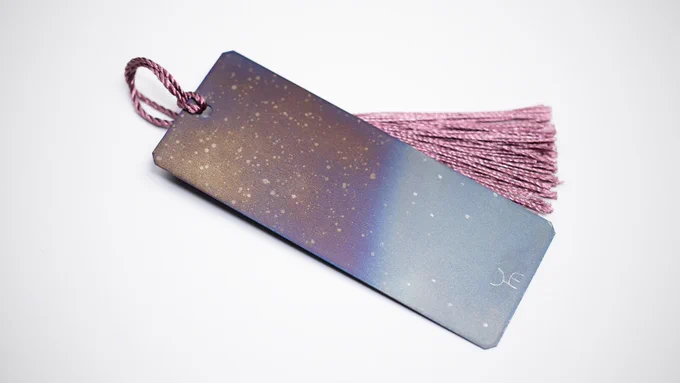 【鉄錆の栞】

宙を塗る 